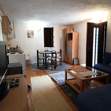 Relax アパート ヴラシチ