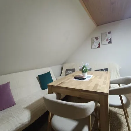 Relax アパート ヴラシチ